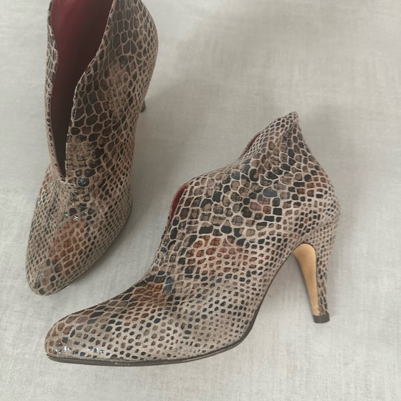 Snakeskin booties - Picture 2 of 6